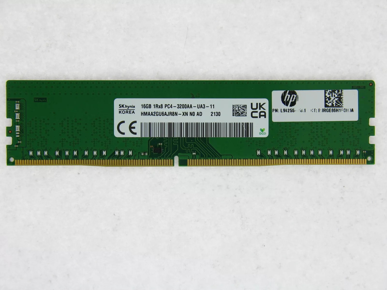 SK HYNIX 16GB DDR4 3200Mhz Pc Ram HMAA2GU7CJR8N (Kutusuz)